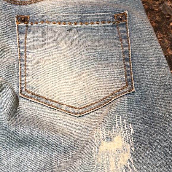 Uptomelsm  Jeans - Picture 6 of 11